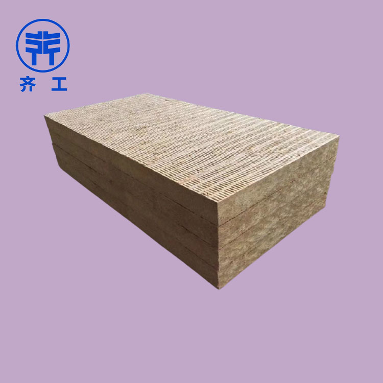 復(fù)合巖棉板的特點(diǎn)是什么？